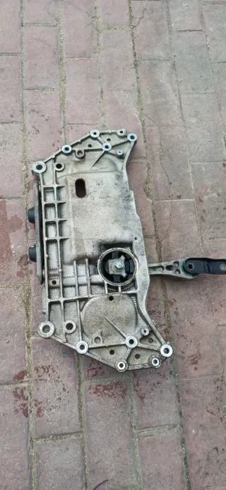 Cuna motor A3 8p 1k0199369F