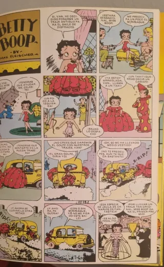 Tomo que contiene 3 Cómics Betty Boop 1982