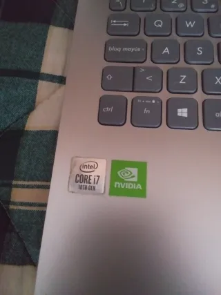 Portátil Asus Plata