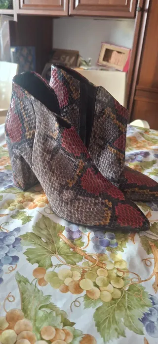 Stivaletti Primadonna Tg 40 Serpente