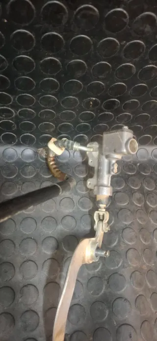 Pinza Freno Bomba Suzuki RMZ 250 08