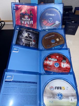 Consola PS4 + 4 Juegos y 2 mandos