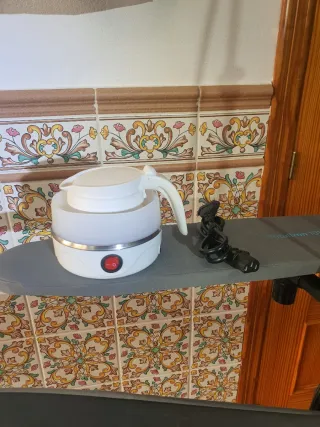 Hervidor Eléctrico Plegable 0.6L