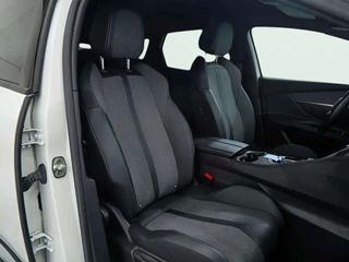 Peugeot 3008 Hybrid 225 e-EAT8 Allure Pack