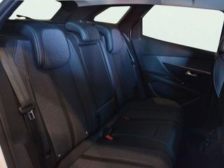 Peugeot 3008 Hybrid 225 e-EAT8 Allure Pack