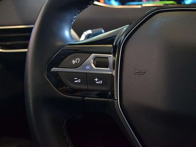 Peugeot 3008 Hybrid 225 e-EAT8 Allure Pack