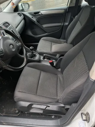 Volkswagen Golf VI  1.6 TDI bluemotion