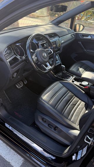 VOLKSWAGEN TOURAN R LINE 2018 7 PLAZAS AUTOMATICO