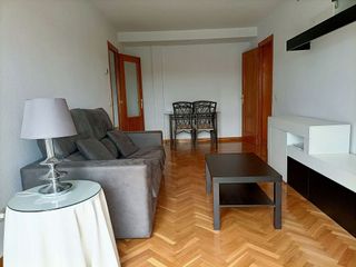 Piso en alquiler en Concepción en Madrid