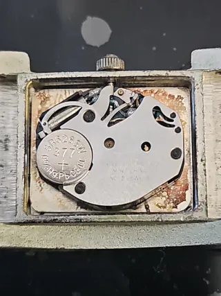 Reloj Gucci Quartz Plata y Marrón