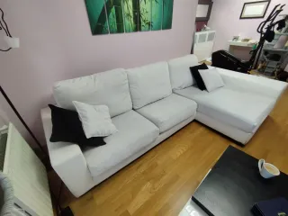 Sofá 3 plazas con chaiselongue