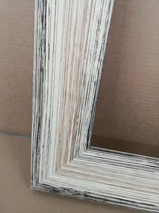 Marco de madera rústico blanco y gris