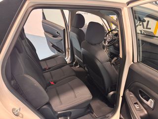 Kia Carens 1.7 CRDi VGT 104kW Emotion Eco-Dynamics