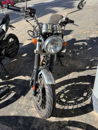 Mash Black Seven 125cc Moto Negra