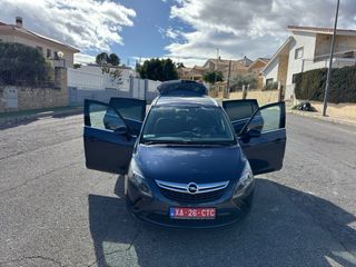Opel Zafira Tourer 2013