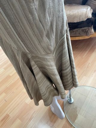 Traje chaqueta y falda hecho a medida