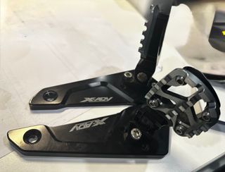 Estriberas HONDA X-ADV 750