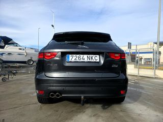 Jaguar F-Pace 2017