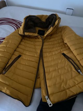 Lote 2 Abrigos Mujer Zara