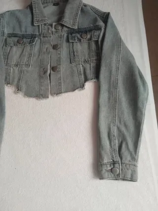 Chaqueta vaquera corta talla 12 del shein