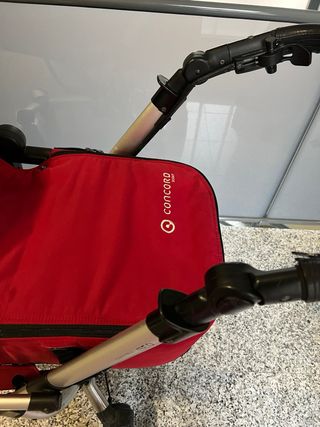 Carrito de bebé Concord Neo rojo