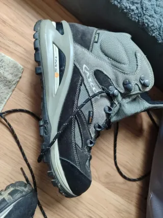 Botas Montaña Aku Gore-Tex Vibram Talla 42.5