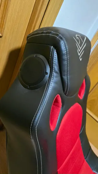 Silla Gaming reclinable con altavoces