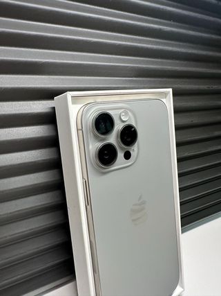 iPhone 15 Pro Max 256GB Gris