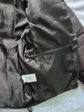 Piumino nero LE BREVE