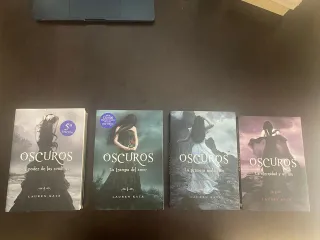 El poder de las sombras (Oscuros 2) (Spanish Ed...