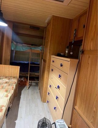 Caravana +750kg con avance y cocina