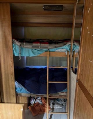 Caravana +750kg con avance y cocina