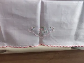 Juego de Sábanas Vintage Rosa Bordado