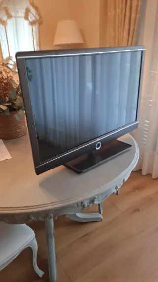 Televisor Loewe 32 Negro/Plata