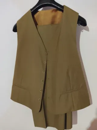Traje de hombre beige
