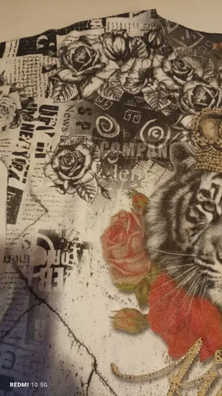 Camisola Senhora Estampada Tigre e Flores