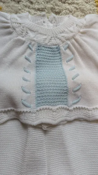 Conjunto bebé punto blanco y azul 3 meses