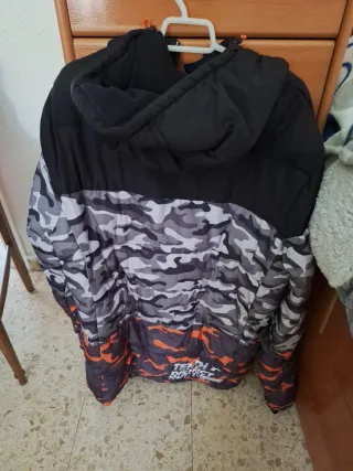 Cazadora juvenil Tenth camuflaje