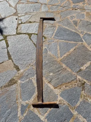 Sierra de 2 manos antigua