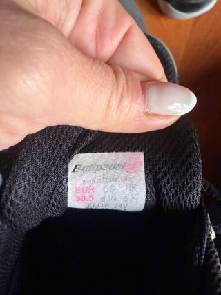 Zapatillas Bullpadel Mujer Negras Numero 38.5