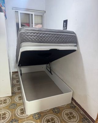 Canapé y colchón 90x190/200 en oferta