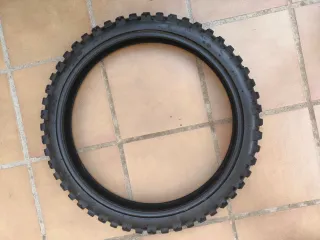 Cubierta CST Enduro Delantera y Trasera