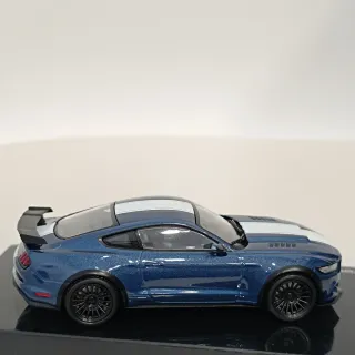 Maqueta coche Ford Mustang GT 1:43