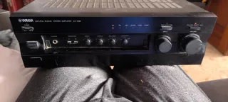 Amplificador Estéreo Yamaha AX-388