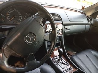 Mercedes-Benz Clk 230 kompresor  2001