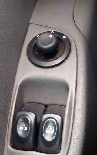 Renault Megane 1.6 año 2000