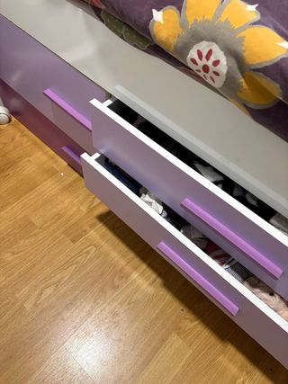 Urge. Cama juvenil con cajones