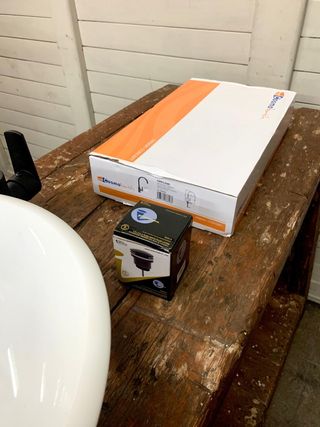 Mueble de baño artesanal madera y cerámica. Nuevo.