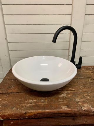 Mueble de baño artesanal madera y cerámica. Nuevo.