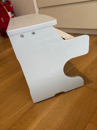Piano de juguete de madera